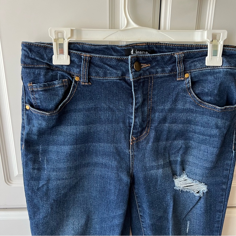 D. Jeans Blue Cropped Cuffed Ripped Jeans - Picture 6 of 6